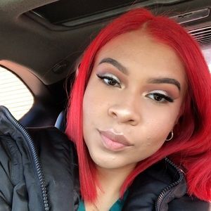 Meet your Posher, Katherine